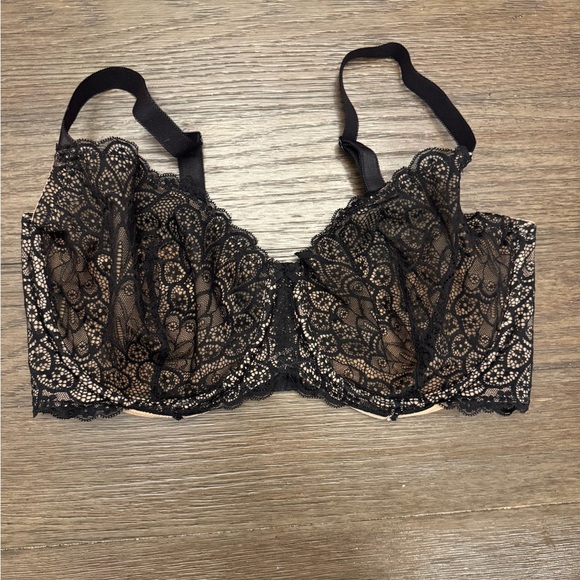 torrid Other - Women black lace torrid 40DDD bra balconette style